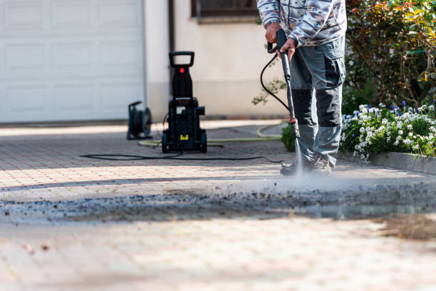 Best Roof Power Washing Services  in North Zanesville, OH